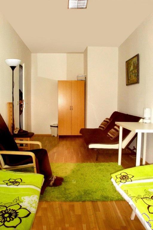 Hotel Komet Düsseldorf Buitenkant foto